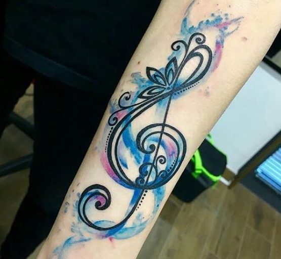 tatuaggio chiave di violino